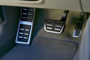 Audi S8 2012 года  (NA)